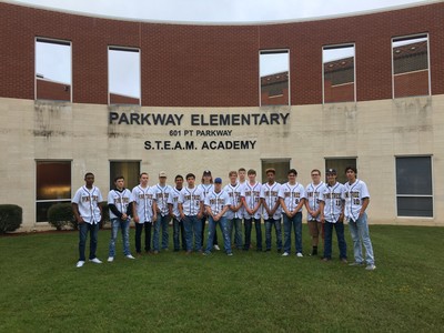PT Baseball visiting Parkway Elementary students